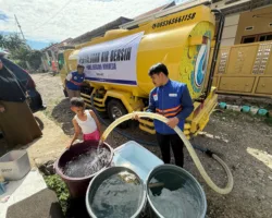 Respons Krisis Air Bersih Pascabencana, DT Peduli Kembali Mengalirkan Kepedulian untuk Warga Kuranji