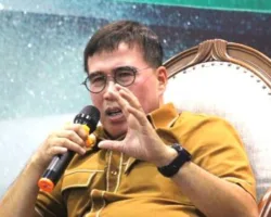 Demokrasi Semu: Antara Prosedur Elektoral dan Kehilangan Substansi