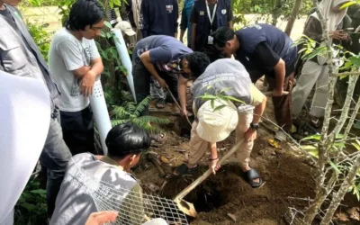 Kelompok KKN Kebencanaan Cupak Tangah 3 Bikin Sumur Resapan Kurangi Resiko Banjir dan Ketersediaan Air