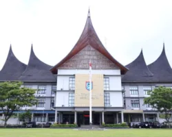 Pemko Payakumbuh Melakukan Pembenahan Fasilitas di Kawasan Balai Kota