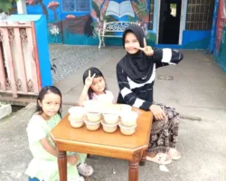 Hikmah Ramadhan: Berpuasa dan Berjualan