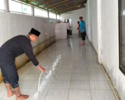 Sambut Bulan Suci Ramadhan, Masjid Al Hidayah Koto Kociak Dihiasi dengan Thaharah Masjid