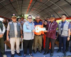 Mendagri Resmikan 1.300 Unit Huntara, Bupati Eka Putra Ucapkan Terima Kasih