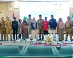 34 KK Terdampak Bencana di Padang Panjang Terima Bantuan Beras CBP