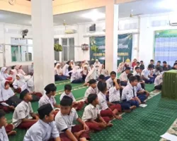 Pesantren Ramadhan Masjid Raya Tasykurun Ditutup, 88 Santri Dibekali Nilai Qur’ani