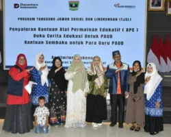Kembali Bersemangat, Dua PAUD Terdampak Bencana di Padang Terima Bantuan Askrindo Peduli