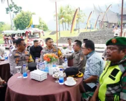 Pastikan Kenyamanan Pengunjung, Bupati Eka Putra Tinjau Fasilitas Wisata Istano Basa Pagaruyuang