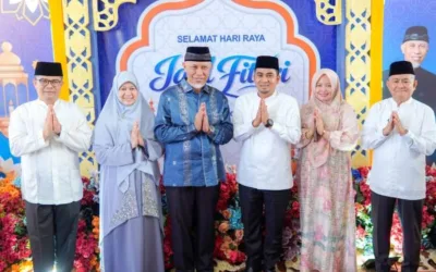 Wako dan Wawako Solok Hadiri Open House di Istana Gubernur, Sekda Provinsi, dan Kapolda