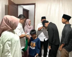 Rico Alviano Berikan Santunan kepada Anak Yatim dan Berbuka Puasa Bersama