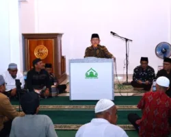 TSR Pemko Kunjungi Masjid Darul Hikmah, Zulmaeta: Tingkatkan Amal Ibadah, Salah Satunya Melalui Sedekah