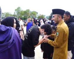 Rombongan “Mama Papa Mudik Gratis” Tiba di Padang Panjang Setelah Tempuh Perjalanan 48 Jam