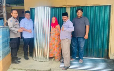 Angin Kencang dan Hujan Lebat Rusak Sejumlah Rumah di Sungai Dareh, Pemnag Salurkan Bantuan