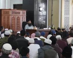 Islamic Centre Dipadati Jemaah, Ustaz Syafiq Riza Basalamah Sampaikan Kajian Takdir