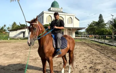 Kamang Crome dan Santri Kanzul Ulum: Kisah di Balik Derap Kuda dan Ayat Suci