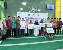 Tunjukan Komitmen, Baznas Agam Kembali Salurkan Zakat kepada 229 Mustahik