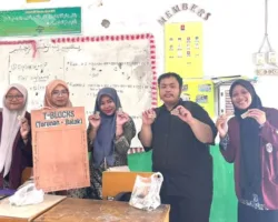 Bersama Siswa SMK Muhammadiyah 1 Padang, Mahasiswa UIN Imam Bonjol Kenalkan T-Blocks, Ubah Kalkulus jadi Lebih Mudah Dipahami
