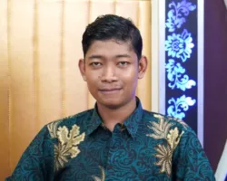 Mahasiswa Disuruh Sabar, Pelayanan Dibiarkan Molor