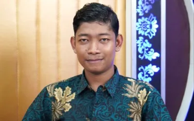 Mahasiswa Disuruh Sabar, Pelayanan Dibiarkan Molor