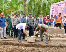 Wabup M. Iqbal Hadiri Groundbreaking Pembangunan Huntap Mandiri di Salareh Aia