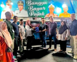SAMSAT Malam Minggu Diserbu Warga, Pemkab Pasbar Dorong Kepatuhan Pajak Kendaraan
