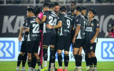 Semen Padang Tumbang Sebelum Finish, Degradasi Jadi Vonis Dini