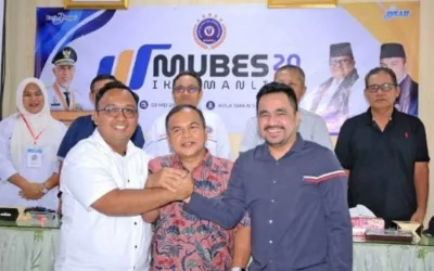 Berlangsung Haru dan Penuh Kekeluargaan, Denas jadi Ketua Ikasmanli Padang 2026-2030