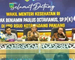 Wamenkes Soroti Kualitas Layanan RSUD Padang Panjang: “Jangan Sampai Masyarakat Menunggu dalam Ketidakpastian”
