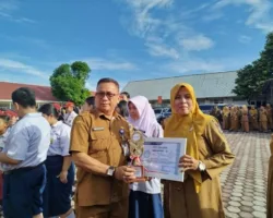 Dinilai Unggul Melalui Inovasi Pembelajaran Sains yang Kreatif dan Aplikatif, Guru SMPN 18 Padang Torehkan Prestasi