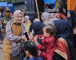 Janji untuk Ibu Hamil Mulai Ditunaikan, Pemkab Dharmasraya Salurkan Bantuan Permakanan
