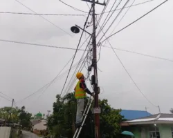 Jaga Konektivitas Tetap Andal, PLN Icon Plus Lakukan Pemeliharaan Jaringan Fiber Optik di Kota Pekanbaru
