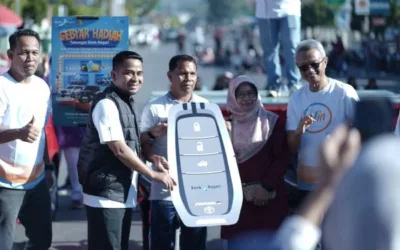 Wali Kota Solok Hadiri Penyerahan Grand Prize Gebyar Undian Sikoci Bank Nagari