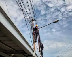 Tingkatkan Stabilitas Konektivitas, PLN Icon Plus Lakukan Pemeliharaan Jaringan Fiber Optic di Padang Timur