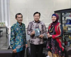 Kadisdik dan Kakanwil Kemenag Sumbar Dukung Penuh Seminar Internasional Guru IMLF-4 Bahas Tantangan AI