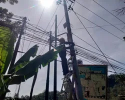 Pastikan Jaringan Telekomunikasi Tetap Prima, PLN Icon Plus Lakukan Pemeliharaan Jaringan Fiber Optik di Koto Tangah