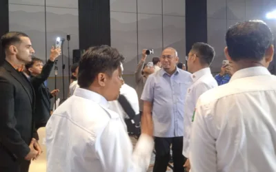 Galih Kartasasmita Lantik Pengprov PBPI Sumbar, Hamdanus Optimistis Padel Jadi Kekuatan Baru Olahraga Daerah