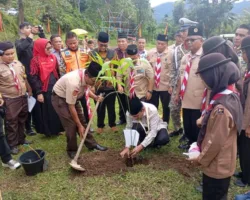 Wawako Maigus Nasir Buka Kemah Bhakti Ekologi MAN I Padang