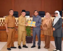 Pemko Payakumbuh Ajukan Dua Ranperda, Pendapatan 2025 Lampaui Target dan Raih WTP ke-12