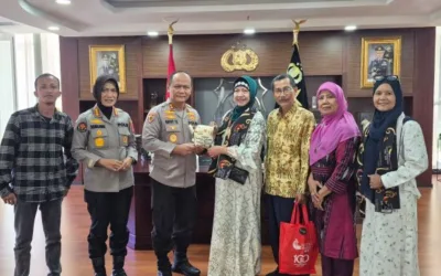 Kapolda Sumbar Apresiasi Gerakan Literasi IMLF yang Menyebar ke Daerah