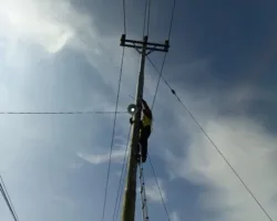 Optimalisasi Infrastruktur Telekomunikasi, PLN Icon Plus Lakukan Pemeliharaan Jaringan Fiber Optik di Solok Selatan