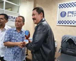 Peradi Kota Padang Gelar Diskusi Publik, Isu Oligarki jadi Pembahasan Paling Menarik