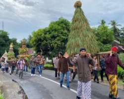 Sekda Doddy San Ismail Apresiasi Konsistensi Warga Tanjung Sari Mahakarya Rawat Tradisi Bersih Desa