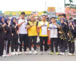 Wali Kota dan Kapolres Solok Ikuti Car Free Day, Bagikan Bibit Bakau dan Ikuti Pemeriksaan Kesehatan Gratis