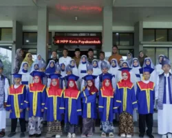 MDTA Nurul Iman Gelar Khatam Al Quran dan Wisuda Iqra, Pemko Payakumbuh Terus Dorong Penguatan Pendidikan Agama