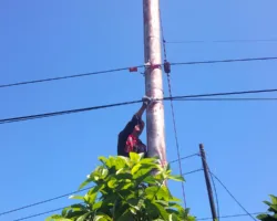 Perkuat Keandalan Infrastruktur Telekomunikasi, PLN Icon Plus Lakukan Pemeliharaan Jaringan Fiber Optik di Jalur Teluk Kabung Utara