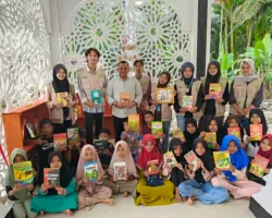 Pojok Baca Rakyat, Inisiatif Mahasiswa KKN UIN Bukittinggi Menumbuhkan Budaya Literasi di Jorong Puduang