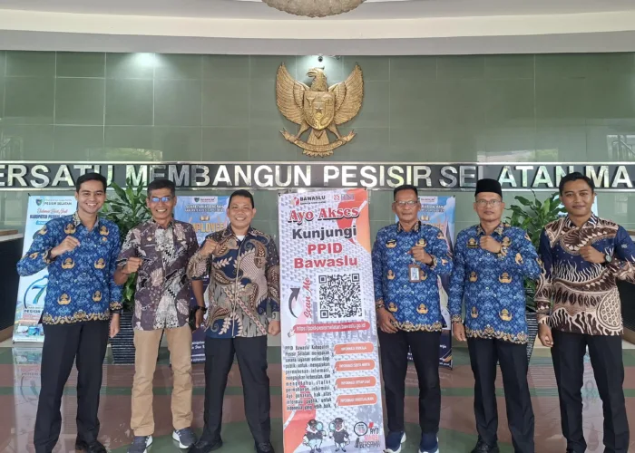 Bawaslu Pesisir Selatan: Distribusi X-banner PPID Dilanjutkan untuk Perkuat KIP