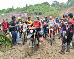 Semarak HUT ke-33 Lubuk Basung, Event Trabas Extreme Gunung Silayang Tantang Adrenalin Rider