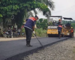 15 Tahun Masyarakat Berjuang, Terwujud di Era Bupati Annisa, Jalan Poros Koto Gadang Kembali Diaspal