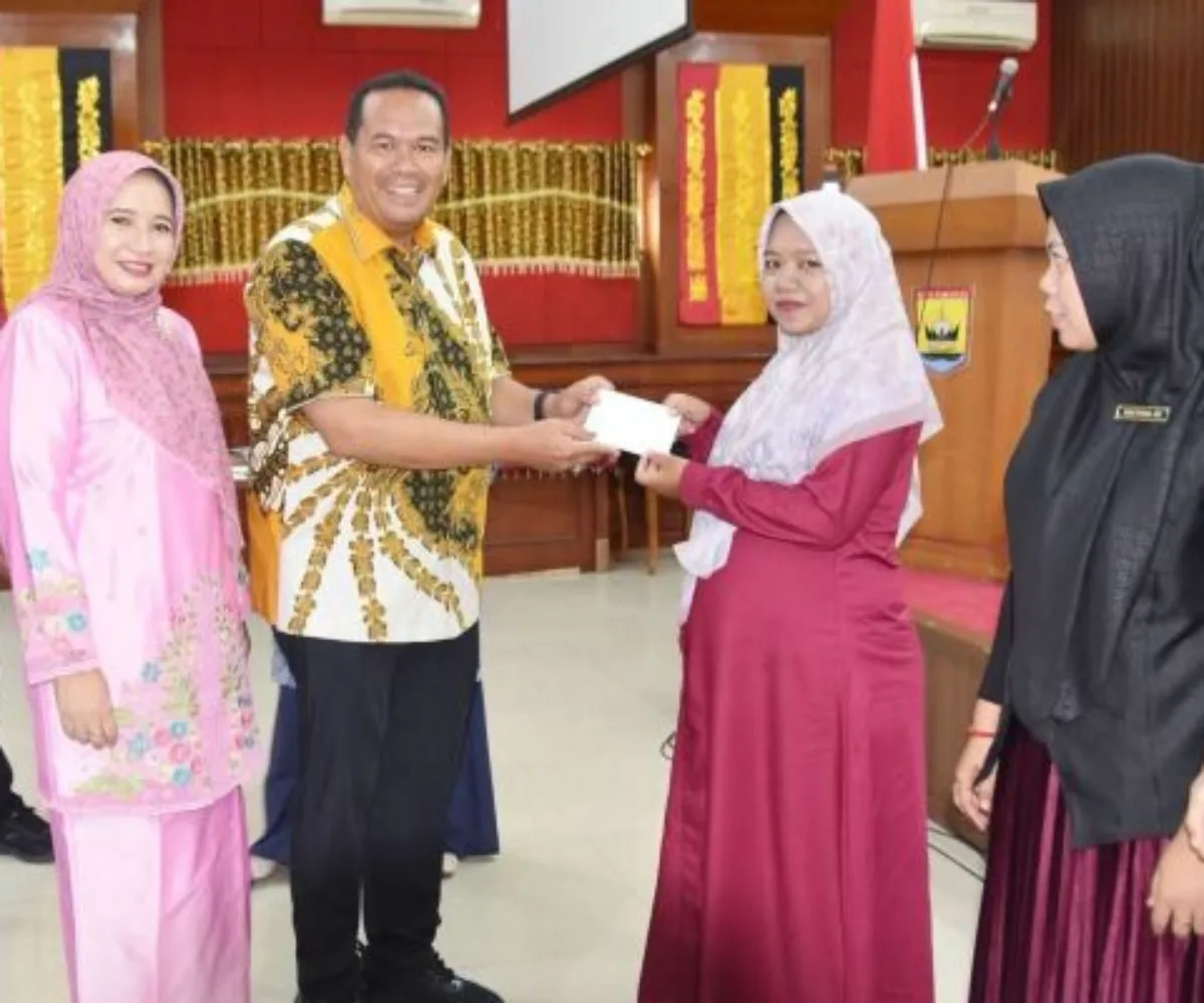 990 Orang Kader KB se Kota Pariaman Terima Penggantian Biaya Operasional dan Transportasi