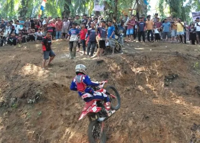 Viral! Jalur Tanjakan Kayu Menang Tiga Talang Jadi Incaran Rider 3 Provinsi